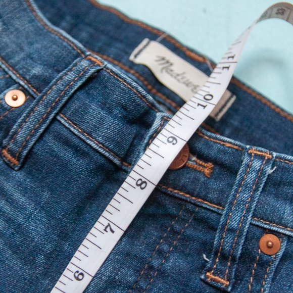 Madewell 9" High Rise Skinny Dark Wash Distressed Hole Jeans Size 27 - Picture 11 of 12